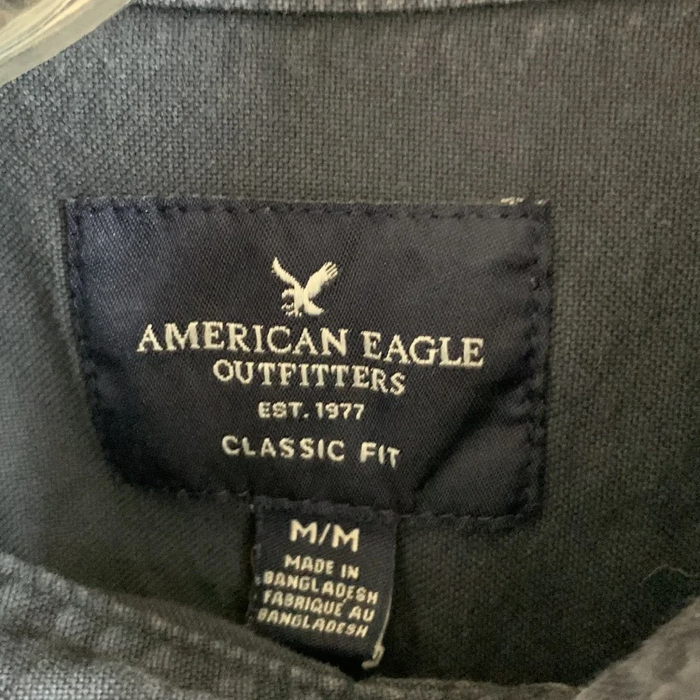 Mens button down - Picture 2 of 2